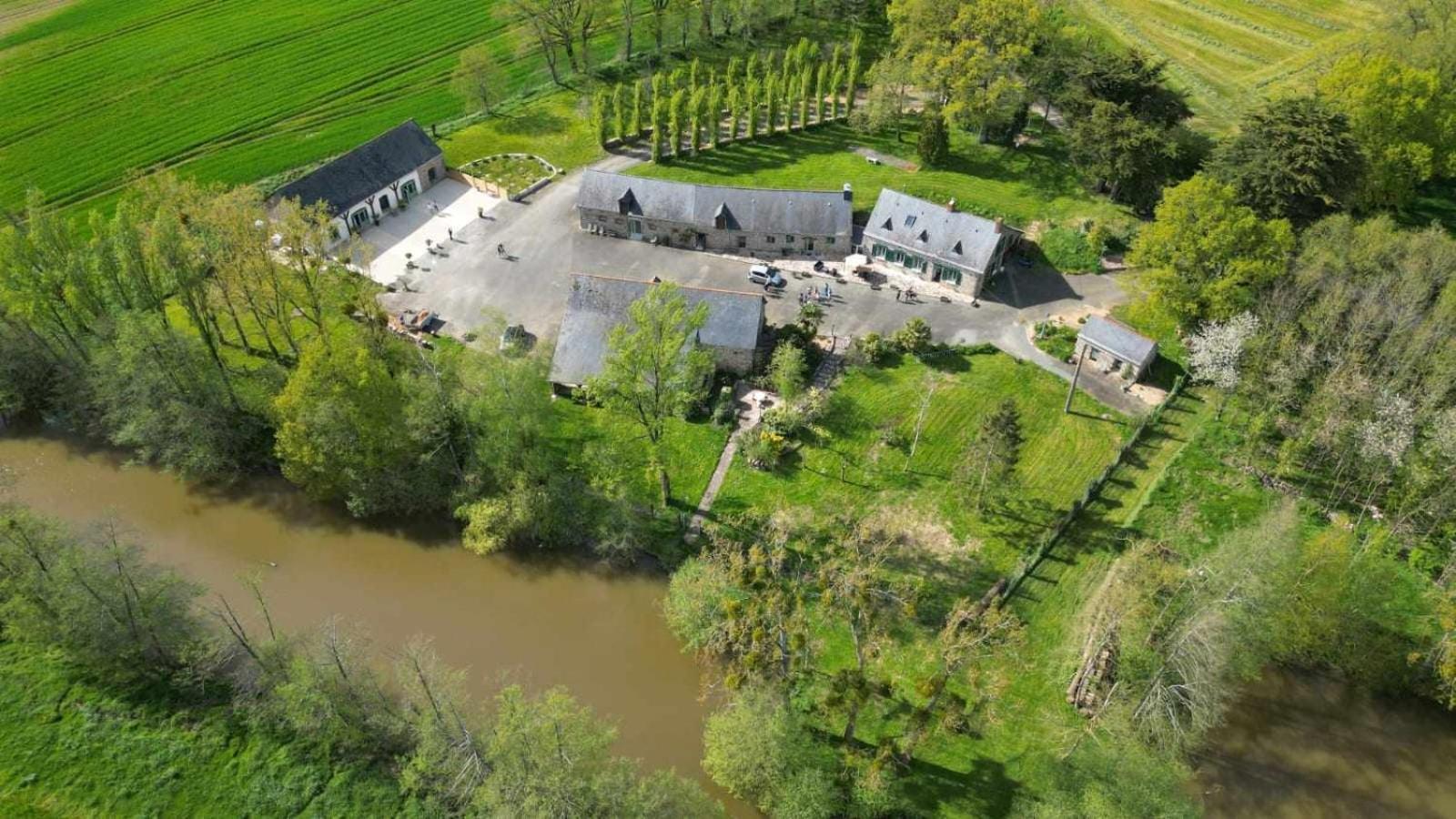 شقة La Grange De L'Epine Forges-la-Foret المظهر الخارجي الصورة